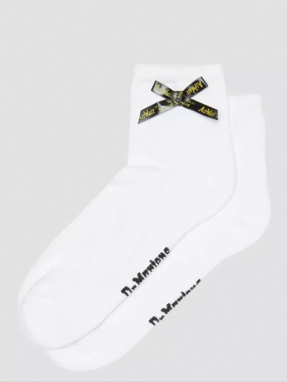 NWT Women's Dr. Martens Ankle Bow Socks